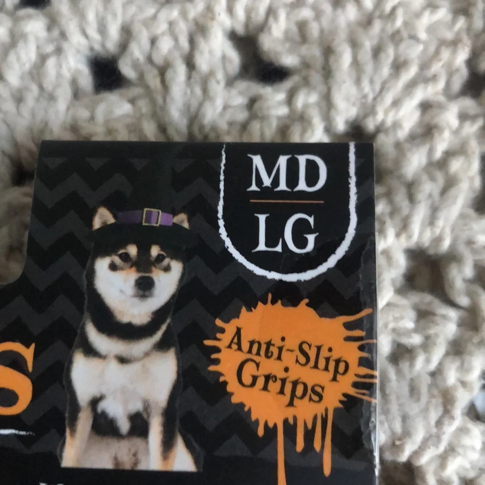 Spooky Pet Socks with Pumpkin Design - Picture 2 of 8